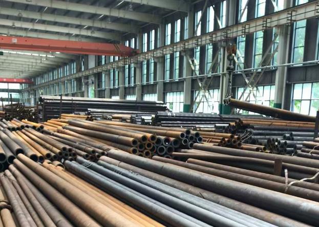 如何選無(wú)縫鋼管